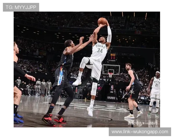 字母哥家冰箱里只放蛋白粉和冰块？