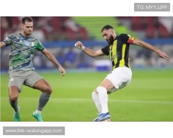 吉达联合进攻端核心恢复训练,或可出战本轮沙特联焦点对决 吉达联合进攻端核心恢复训练,或可出战本轮沙特联焦点对决